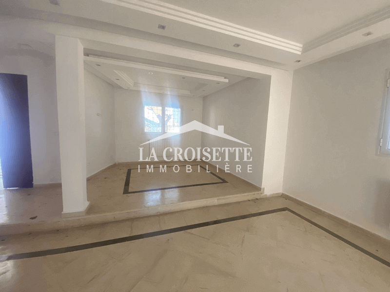 Appartement S+3 à La Marsa